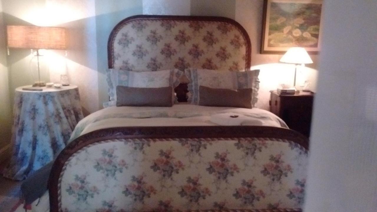 La Casona De Grace Bed and Breakfast Olivos Eksteriør billede